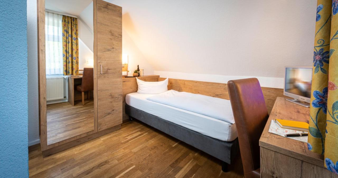 Ratskeller Lauda Hotell Exteriör bild